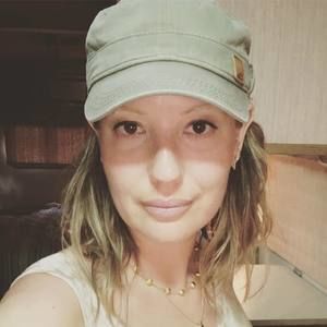 Meet your Posher, Danessa